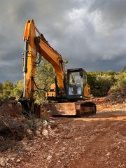 Tracked Excavator Hyundai 2019 HX180L