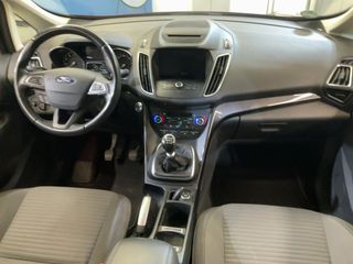 Ford C-Max 2016 1.5 EcoBoost Titanium-thumb-6