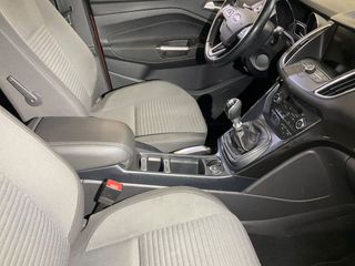 Ford C-Max 2016 1.5 EcoBoost Titanium-thumb-7
