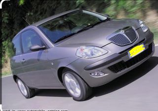 Lancia Ypsilon 2005