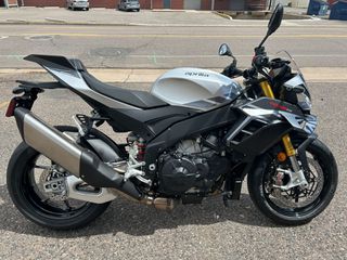 Aprilia Tuono 2025 V4 1100 Δεχομε προσφορά.