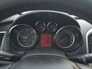 Opel Astra 2012 ASTRA J 1.6 CDTI-thumb-10