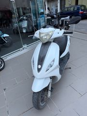 Piaggio FLY 125 4T 2013 3V-thumb-2