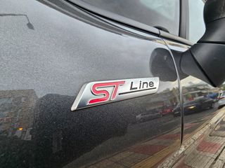 Ford Fiesta 2016 Ford Fiesta ST LINE EcoBoost-thumb-7