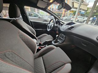 Ford Fiesta 2016 Ford Fiesta ST LINE EcoBoost-thumb-20