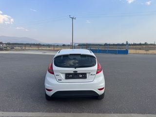 Ford Fiesta 2010-thumb-3