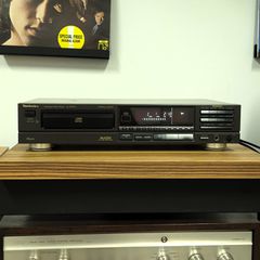 Technics SL-P337A CD Player - MASH 1-bit DAC & Optical Output (1990-91)-thumb-2