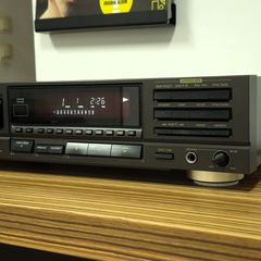 Technics SL-P337A CD Player - MASH 1-bit DAC & Optical Output (1990-91)-thumb-5