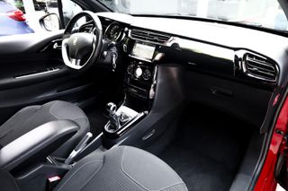 DS DS3 2016 1.2cc PureTech 82hp SoChic (Navi)-thumb-8