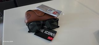 Ray Ban Wayfarer πολωμένα γυαλιά ηλίου σαν καινούργια, μαύρα