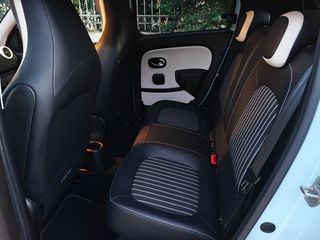 Renault Twingo 2021 ZE Intens full Xtra-thumb-18