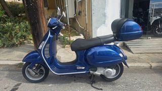Vespa GTS 200 2004-thumb-1