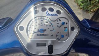 Vespa GTS 200 2004-thumb-4