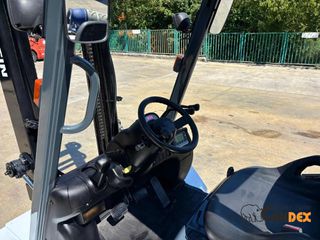 Nissan 2016 FHGE30T5-thumb-5