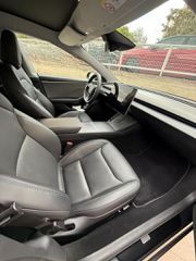 Tesla Model 3 2024 STANDARD RANGE PREMIUM-thumb-1