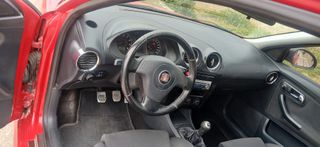 Seat Ibiza 2005-thumb-3