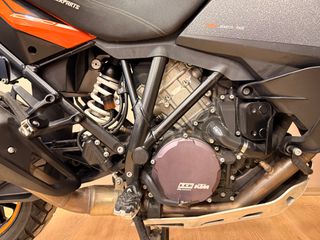 KTM 1090 Adventure 2017 1090 ADVENTURE-thumb-6