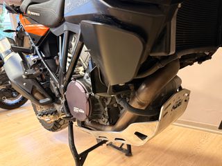 KTM 1090 Adventure 2017 1090 ADVENTURE-thumb-7