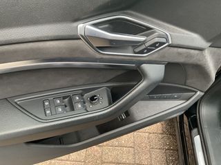 Audi e-tron 2020 50 Quattro Advanced-thumb-8