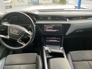 Audi e-tron 2020 50 Quattro Advanced-thumb-10