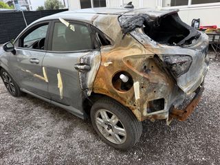 Ford Puma 2023-thumb-9