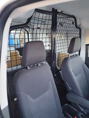 Ford Courier 2018 Transit courier-thumb-6