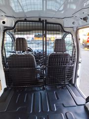 Ford Courier 2018 Transit courier-thumb-22