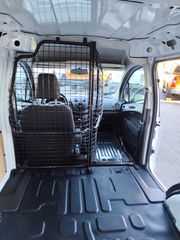 Ford Courier 2018 Transit courier-thumb-23