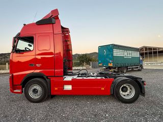 Volvo 2012-thumb-3