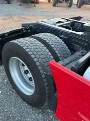 Volvo 2012-thumb-7