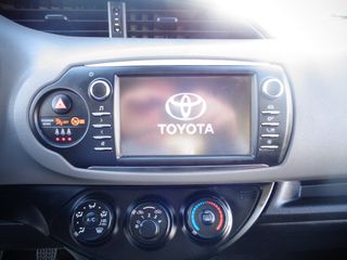 Toyota Yaris 2018 1.5cc ΒΕΝΖΙΝΗ 1ο ΧΕΡΙ ΟΘΟΝΗ - ΚΑΜΕΡΑ-thumb-16