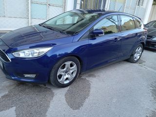 Ford Focus 2016-thumb-2