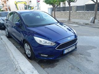 Ford Focus 2016-thumb-4