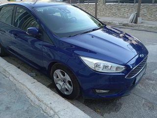 Ford Focus 2016-thumb-5