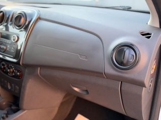Dacia Sandero 2020 4ΠΟΡΤΟ ΜΕ LED - A/C - 1.000 ΚΥΒΙΚΑ-thumb-15