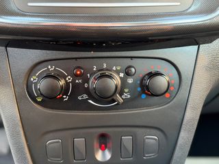 Dacia Sandero 2020 4ΠΟΡΤΟ ΜΕ LED - A/C - 1.000 ΚΥΒΙΚΑ-thumb-18
