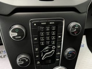 Volvo V40 2016 (από 183€/μήνα)-thumb-34