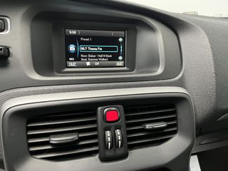 Volvo V40 2016 (από 183€/μήνα)-thumb-33