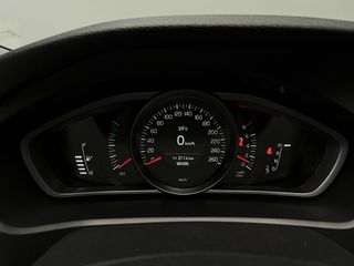 Volvo V40 2016 (από 183€/μήνα)-thumb-27
