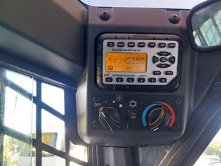 Φορτωτής Με Ερπύστριες Takeuchi 2023 TL6R-thumb-5
