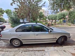 BMW E39 523I AUTOM.-thumb-2