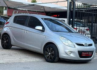Hyundai i 20 2009-thumb-4
