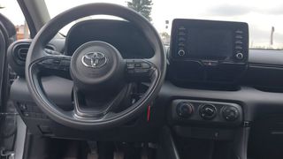 Toyota Yaris 2023 1.0 VVTI 5θυρο ΜΕ ΕΓΓΥΗΣΗ ΤΟΥΟΤΑ-thumb-10
