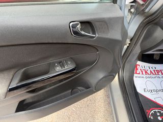 Opel Corsa 2011-thumb-14