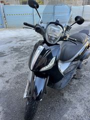 Piaggio Beverly 350 2012 Sport Touring-thumb-4