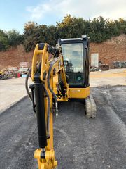 Εκσκαφάκι (διαβολάκι) CAT 2015-thumb-2