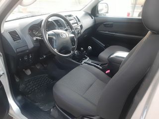 Toyota Hilux 2014 ΕΠΩΛΗΘΗ-thumb-18