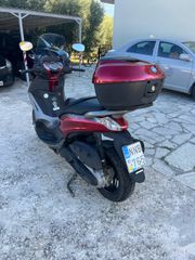 Piaggio Beverly 350 2012 Sport Touring-thumb-2