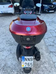 Piaggio Beverly 350 2012 Sport Touring-thumb-4