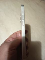 iPhone 12-thumb-5